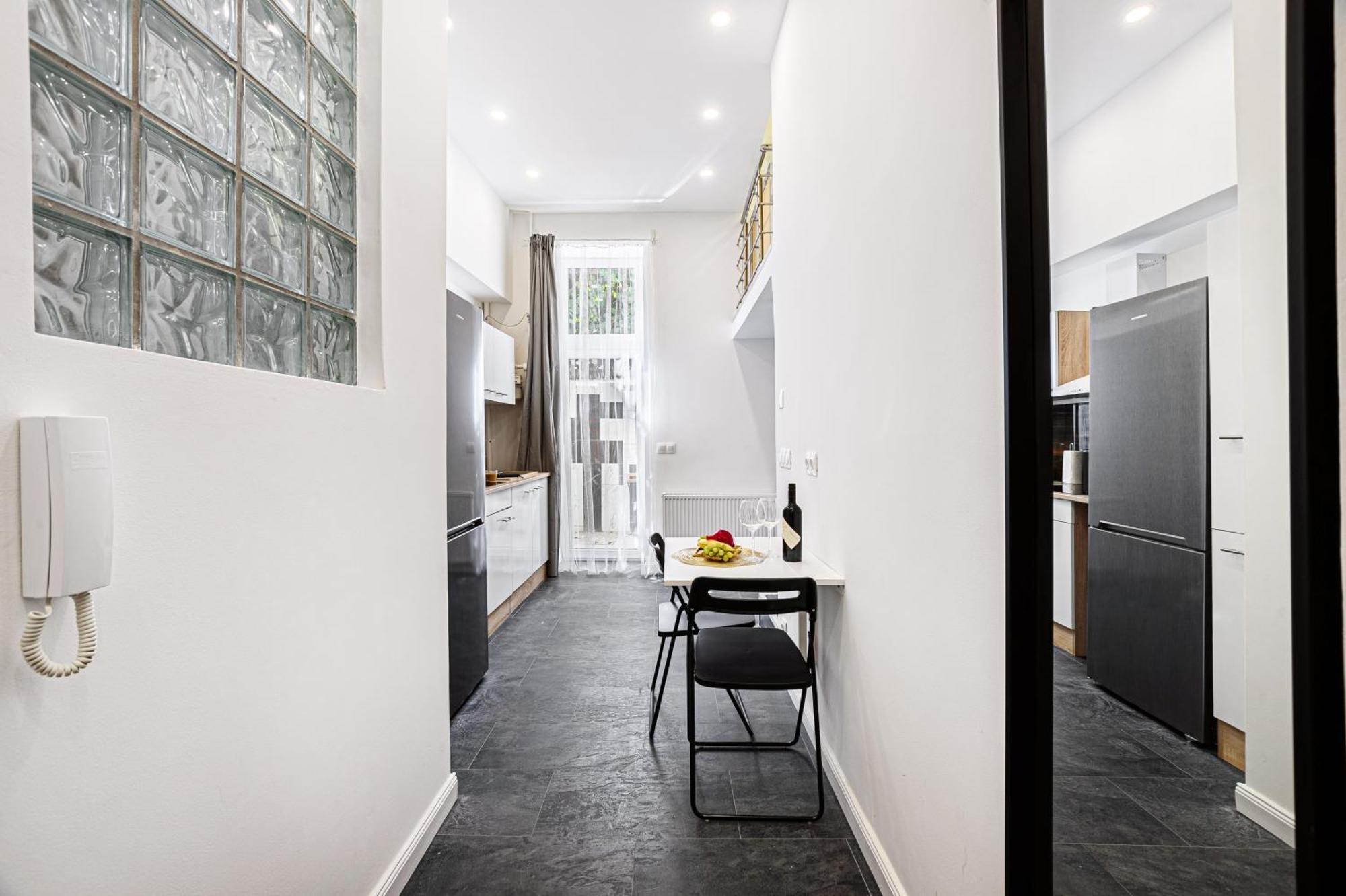 Flora Downtown Appartement *